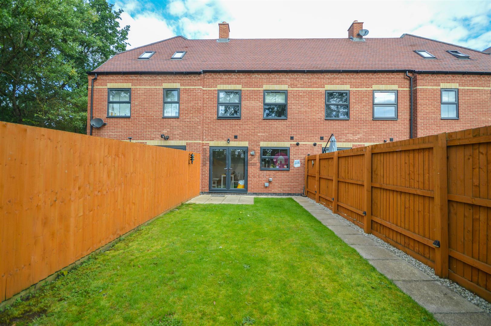 Robertson Grove, Rhodesia, Worksop, S80 Key2go